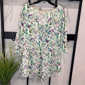 California gypsy floral shorts romper size large
